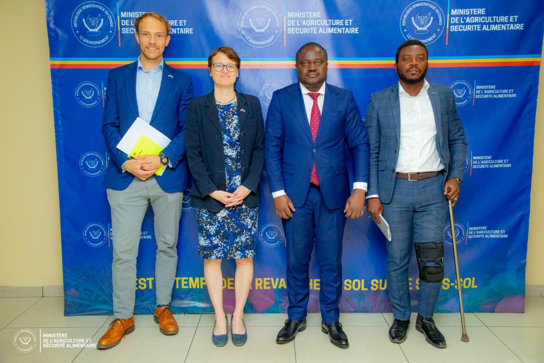 RDC et Royaume-Uni : vers une coopération renforcée dans l'agriculture et l'exportation du Cacao, café